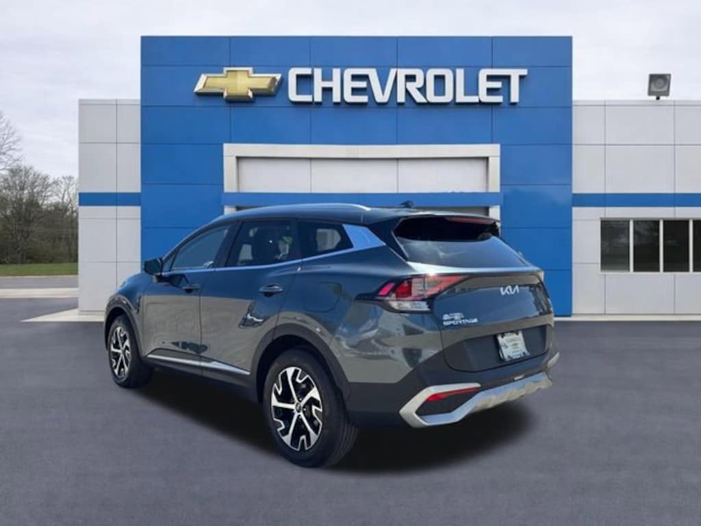 Used 2024 Kia Sportage EX SUV