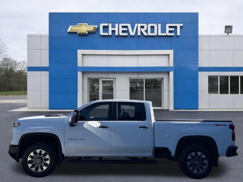Used 2024 Chevrolet Silverado 2500 HD Custom Truck