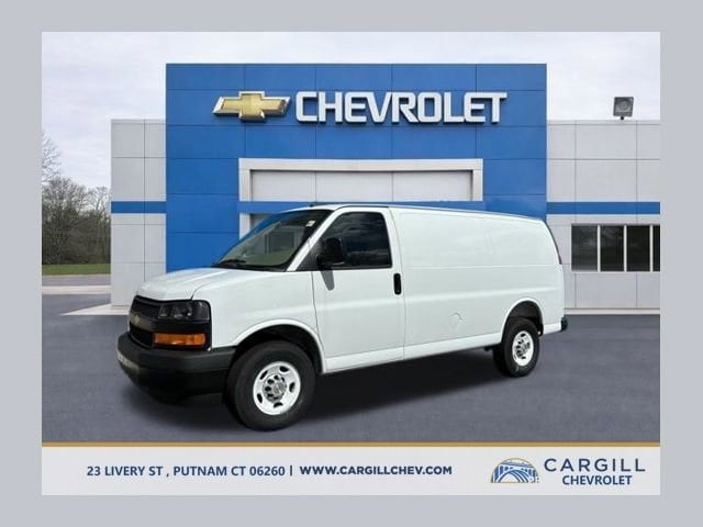 2025 Chevrolet Express 2500 Work Van HD's photo