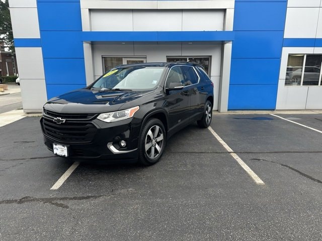 Used 2019 Chevrolet Traverse 3LT with VIN 1GNEVHKW2KJ252957 for sale in Putnam, CT
