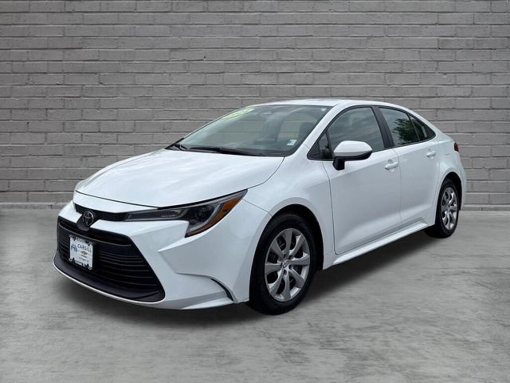 Used 2024 Toyota Corolla LE