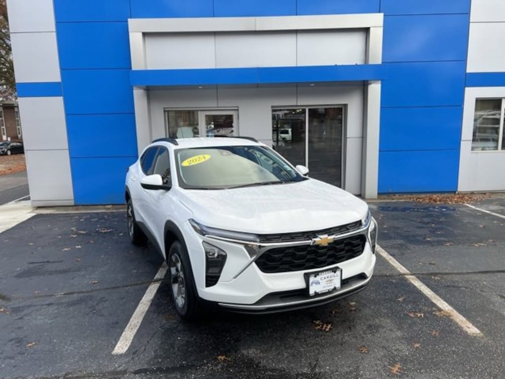 Used 2024 Chevrolet Trax LT SUV