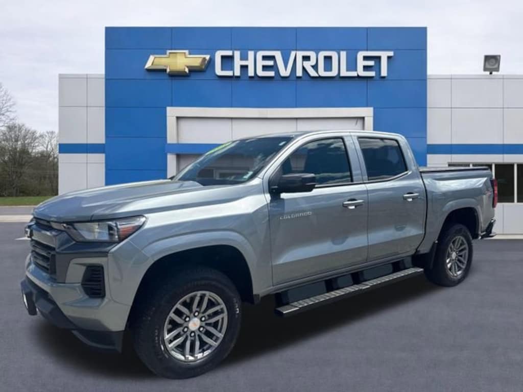 Used 2025 Chevrolet Colorado WT/LT Truck