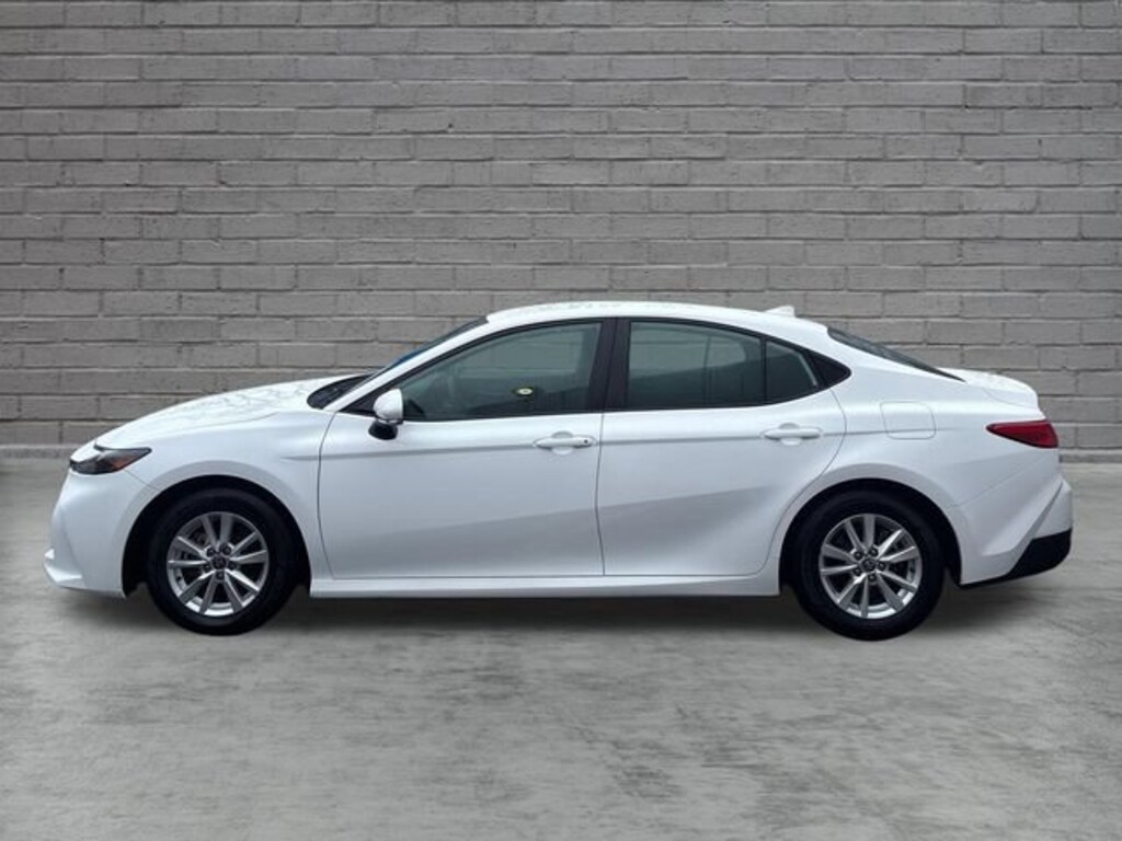 Used 2025 Toyota Camry LE