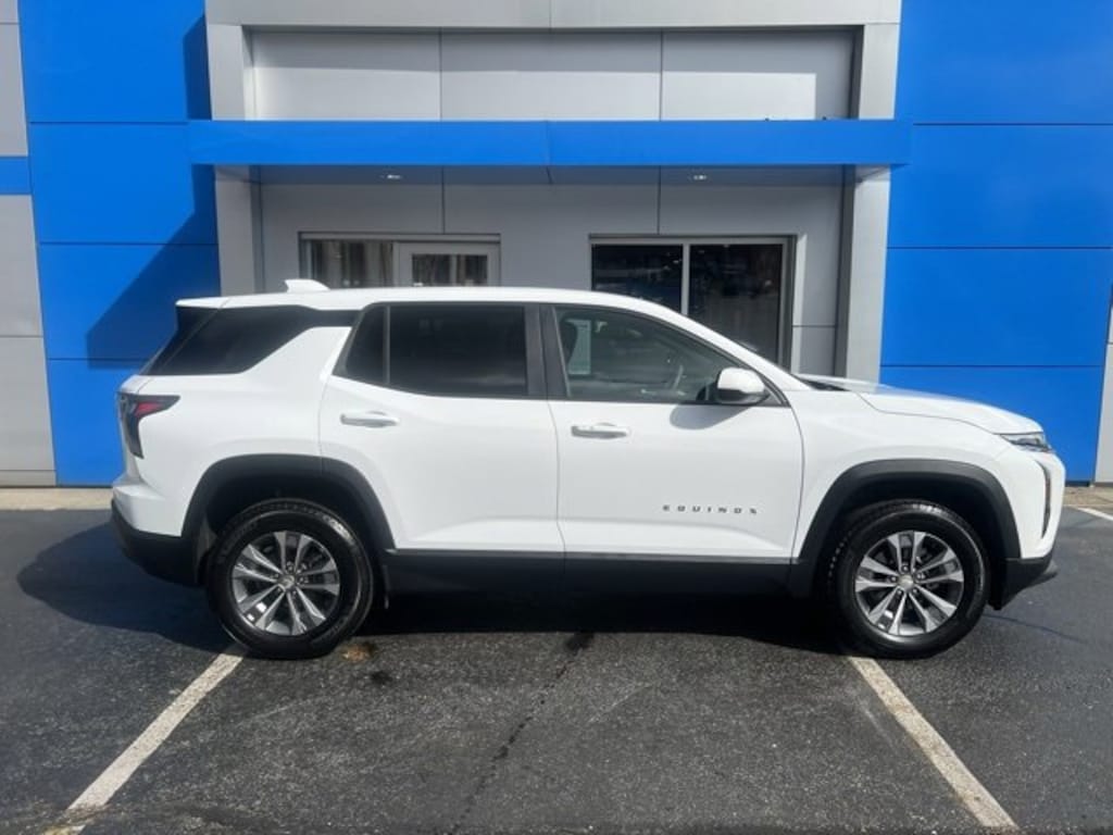 Used 2025 Chevrolet Equinox LT SUV