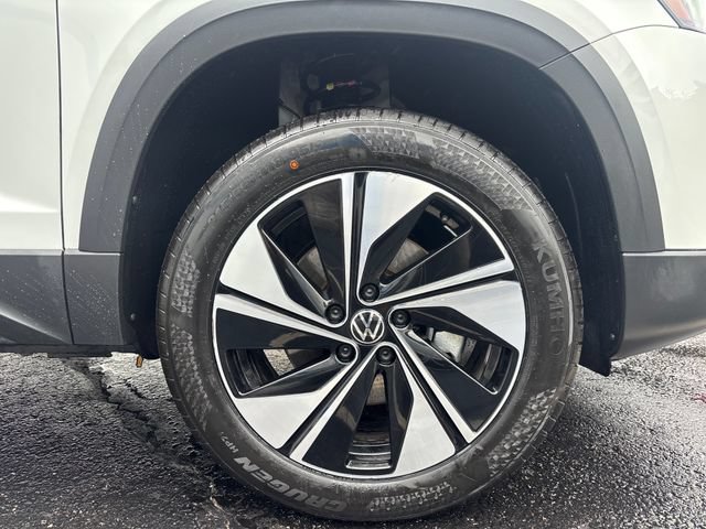2026 Volkswagen Taos 8