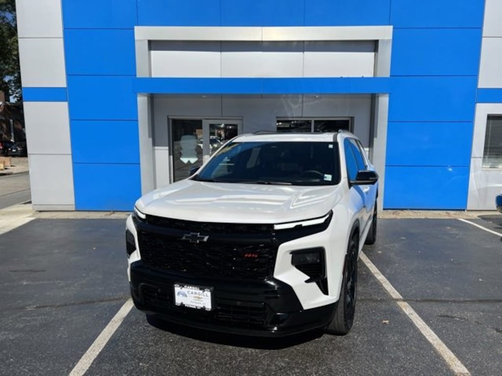 Used 2025 Chevrolet Traverse RS SUV