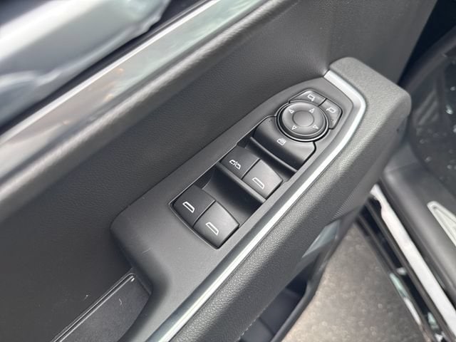 2026 Chevrolet Silverado 1500 LT - Photo 14