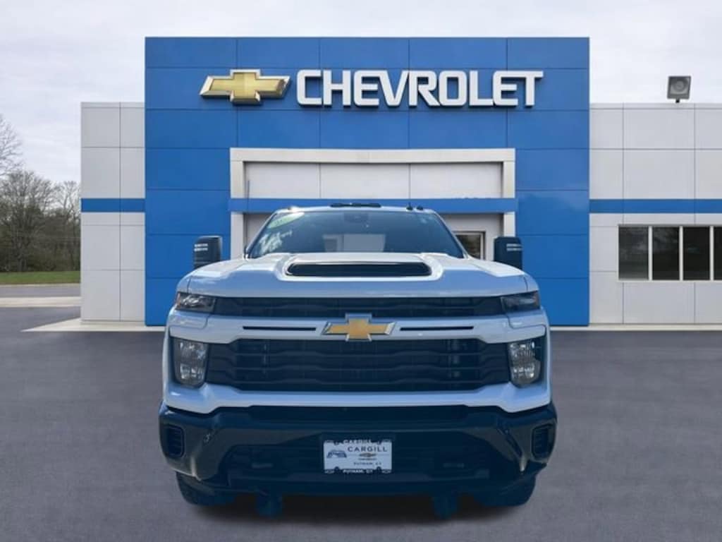 Used 2024 Chevrolet Silverado 2500 HD Custom Truck