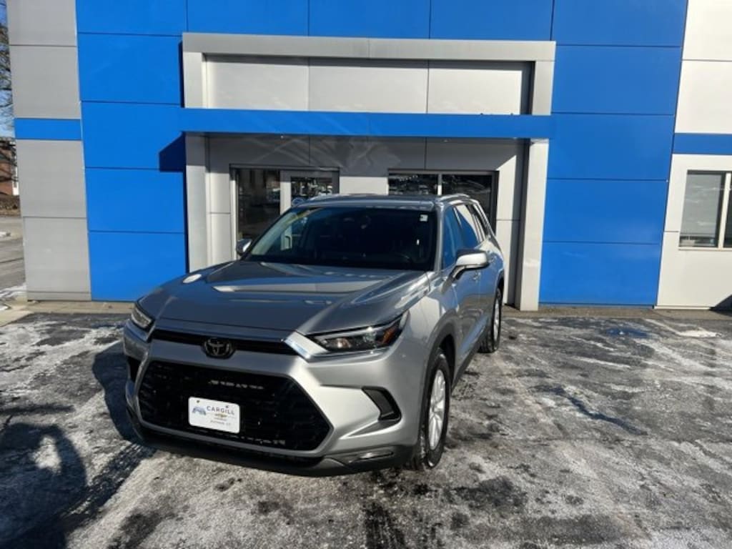 Used 2025 Toyota Grand Highlander XLE