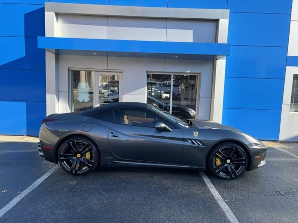 Used 2010 Ferrari California