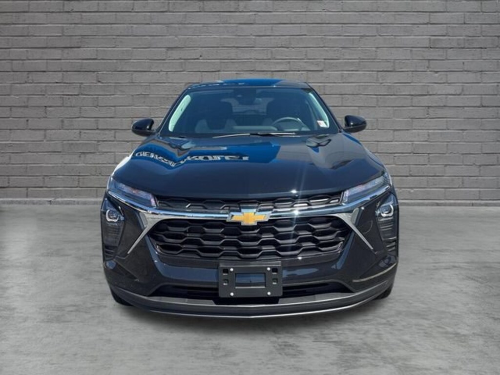 New 2026 Chevrolet Trax LS SUV