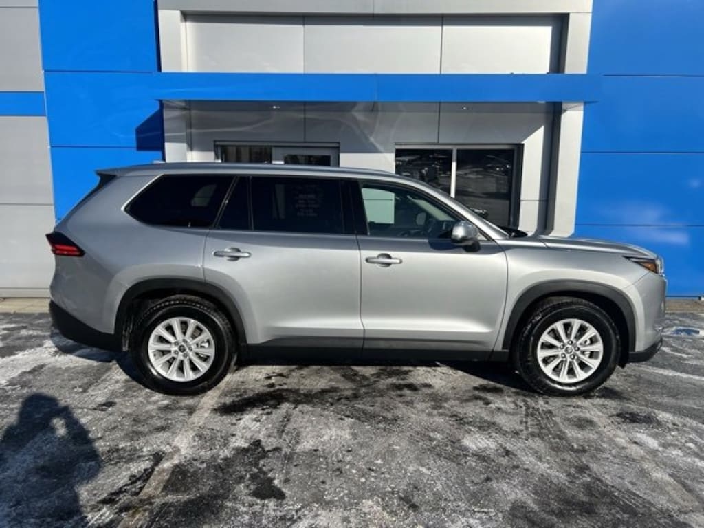 Used 2025 Toyota Grand Highlander XLE