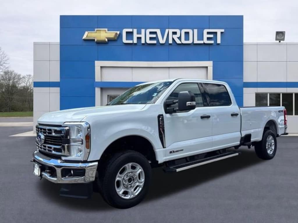 Used 2025 Ford Super Duty F-250 SRW XL