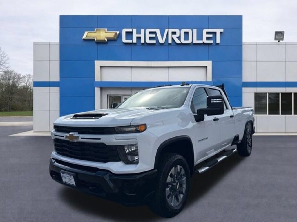 Used 2024 Chevrolet Silverado 2500 HD Custom Truck