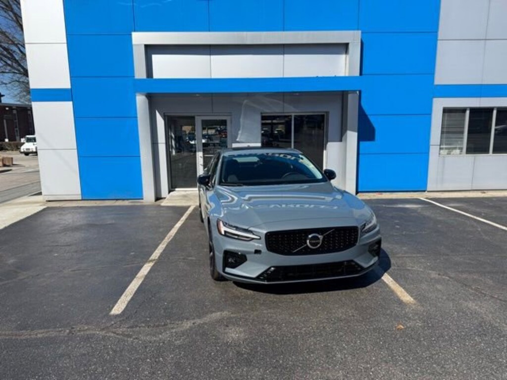 Used 2024 Volvo S60 B5 Core Dark Theme Sedan