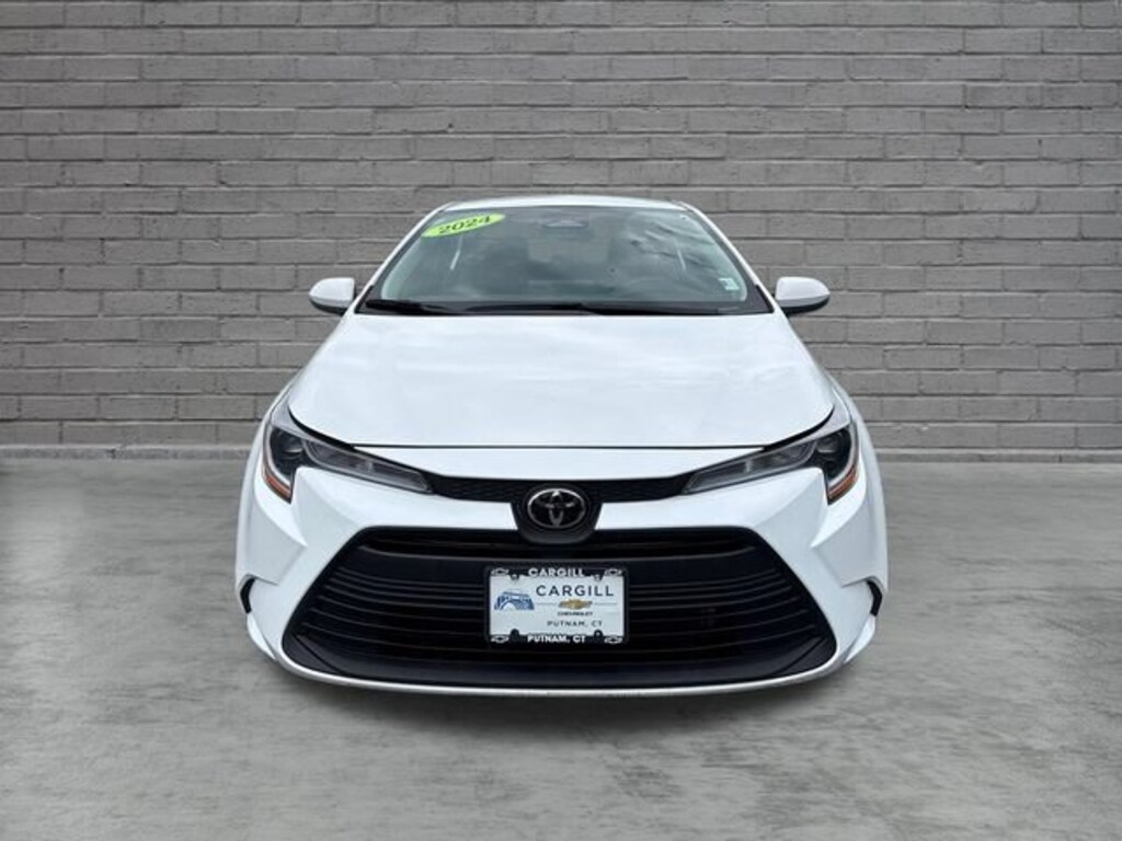 Used 2024 Toyota Corolla LE