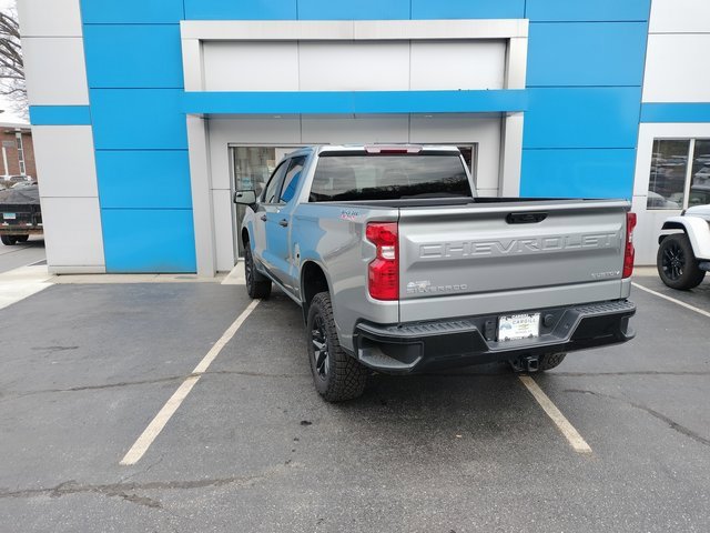 2024 Chevrolet Silverado 1500 Custom Trail Boss photo 4