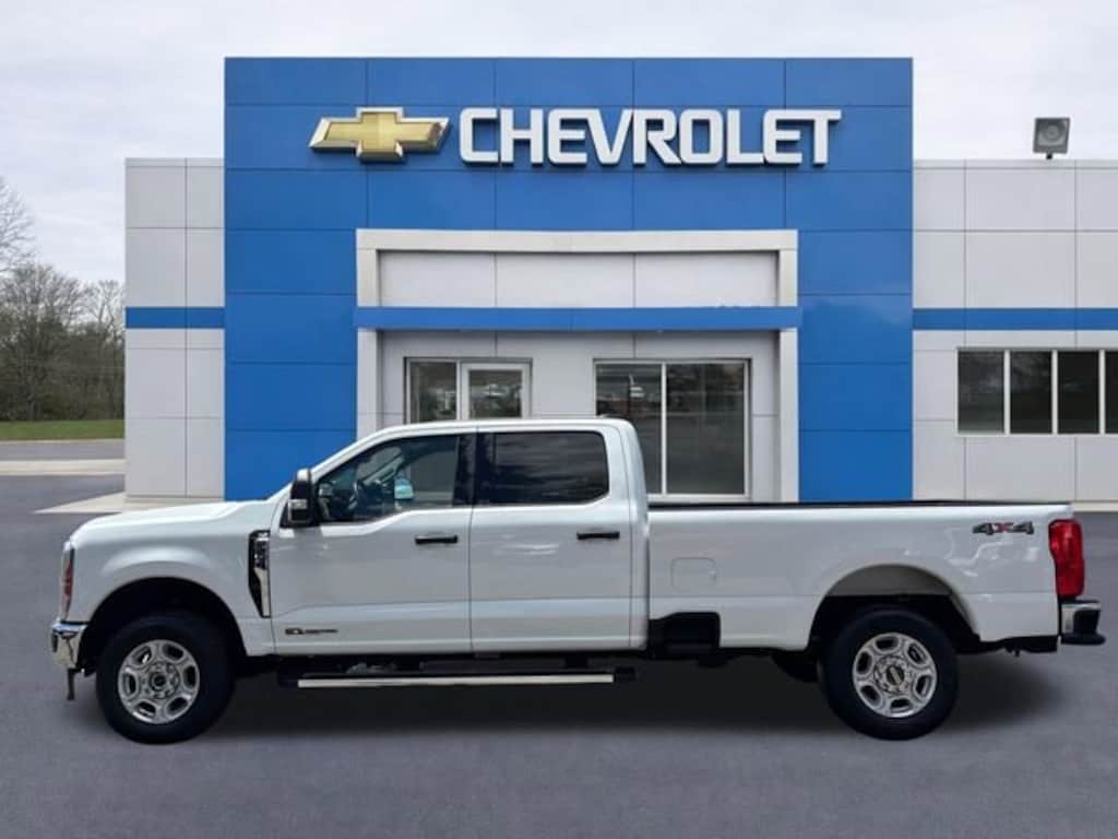 Used 2025 Ford Super Duty F-250 SRW XL