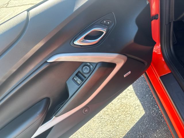 2019 Chevrolet Camaro 1LT - Photo 13