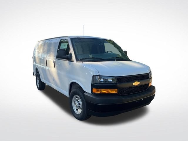 2026 Chevrolet Express Cargo Work Van - Photo 2