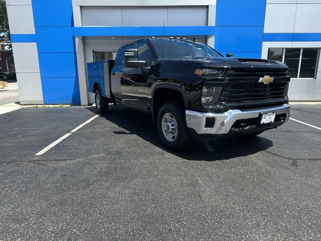 2024 Chevrolet Silverado 2500HD Work Truck photo 2