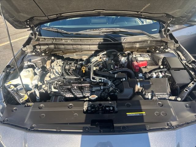 2022 Nissan Altima SR - Photo 17