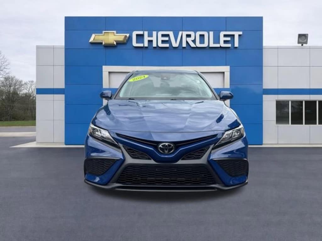 Used 2024 Toyota Camry SE