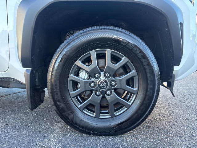 2025 Toyota 4Runner SR5 - Photo 9