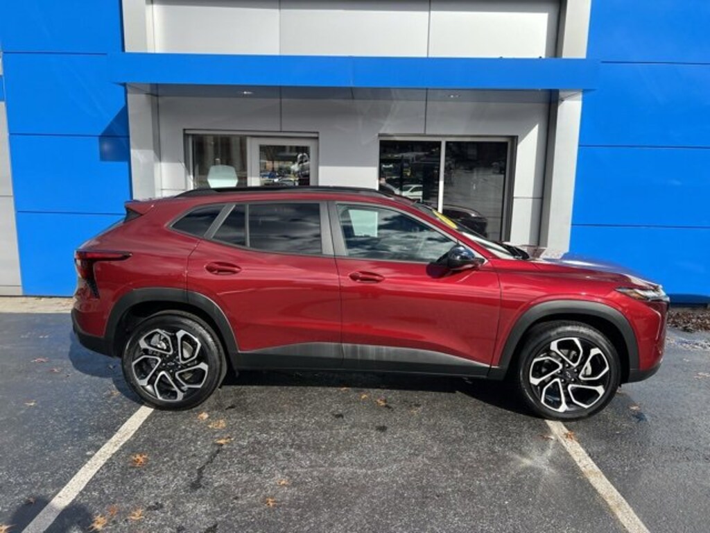 Used 2024 Chevrolet Trax 2RS SUV