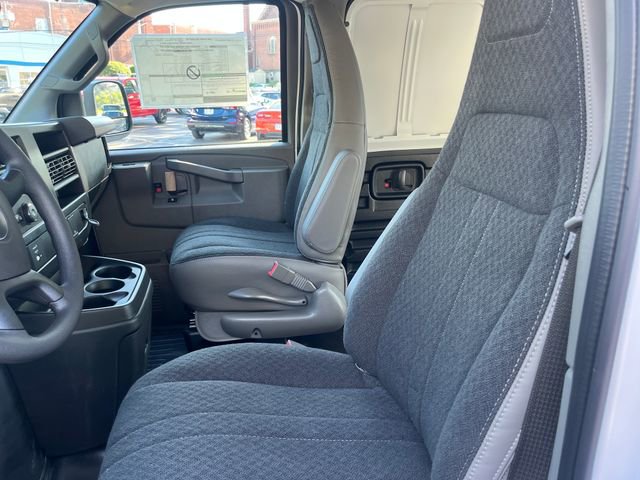 2026 Chevrolet Express Cargo Work Van - Photo 11