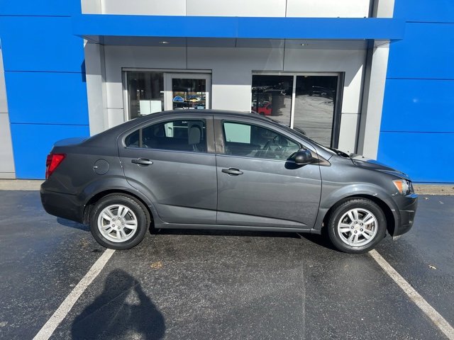 2012 Chevrolet Sonic LT photo 3