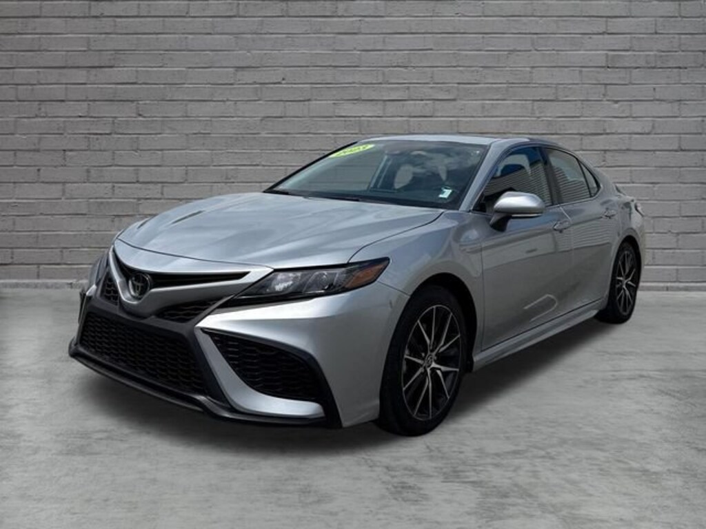 Used 2023 Toyota Camry SE