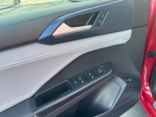 2024 Volkswagen Taos SE - Photo 14