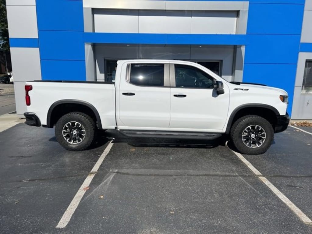 Used 2024 Chevrolet Silverado 1500 ZR2 Truck