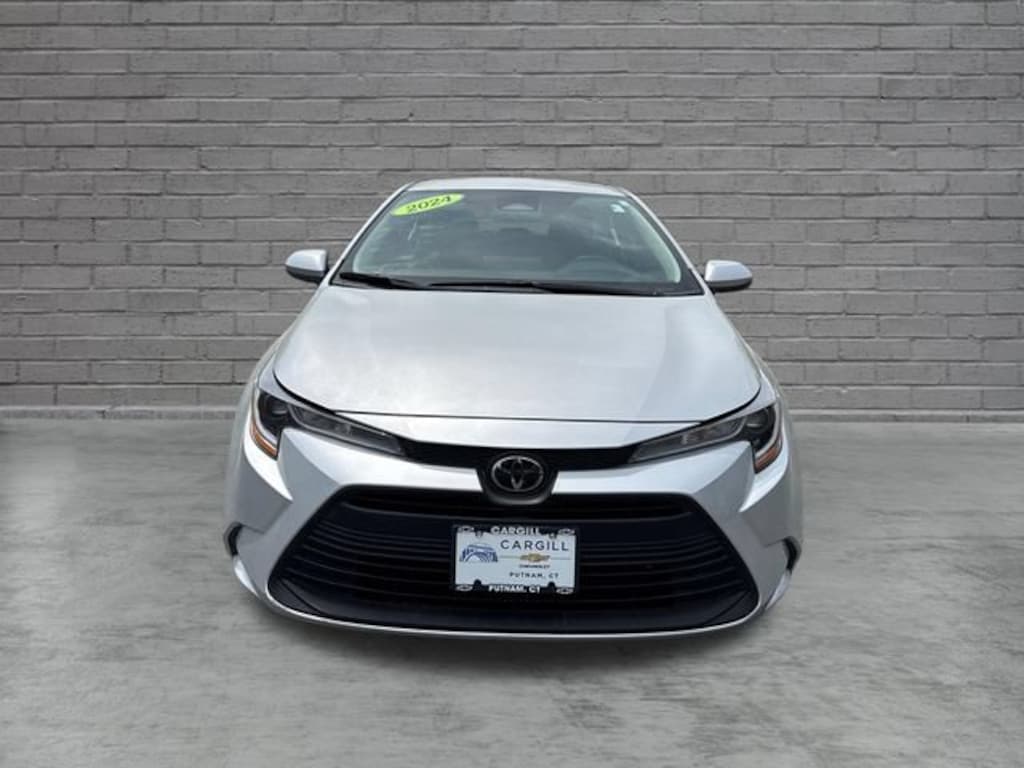 Used 2024 Toyota Corolla LE