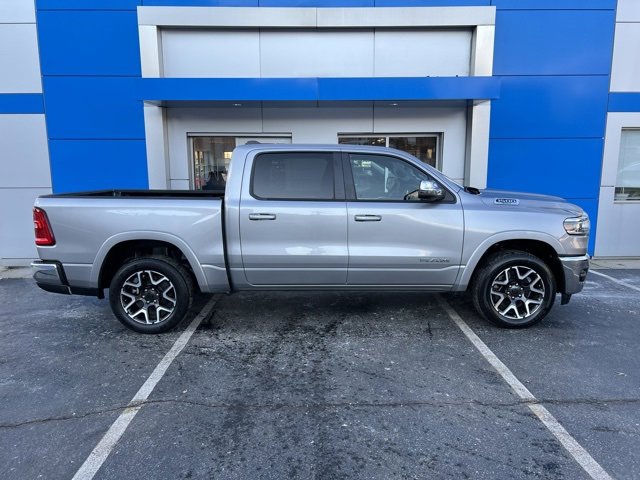 2025 Ram 1500 Laramie photo 3