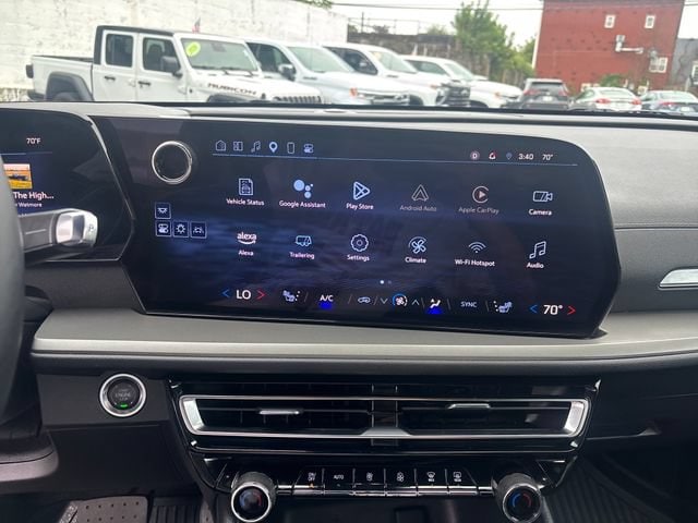 2024 Chevrolet Traverse 2LT - Photo 15