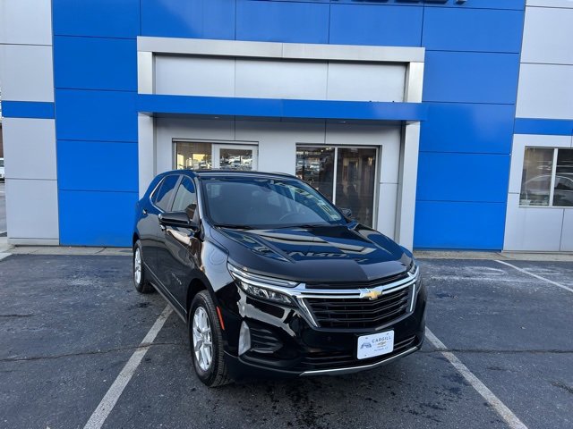 2024 Chevrolet Equinox LT photo 2