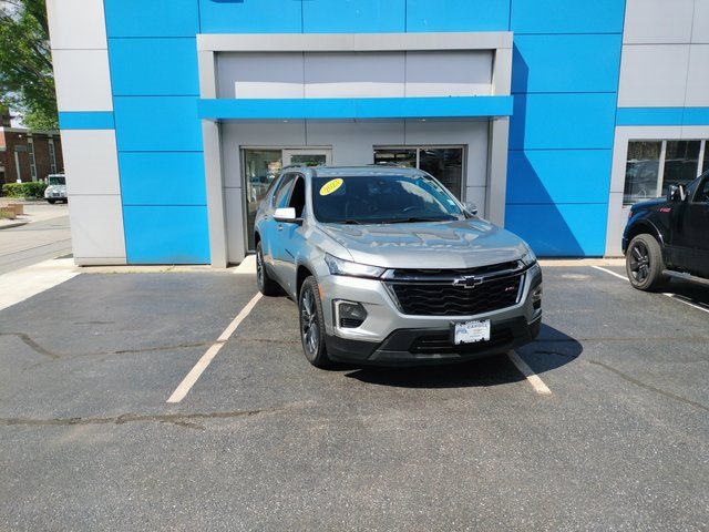 Used 2023 Chevrolet Traverse RS with VIN 1GNEVJKW3PJ179323 for sale in Putnam, CT