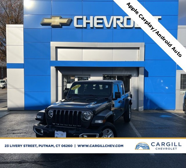 2023 Jeep Gladiator Sport S's photo