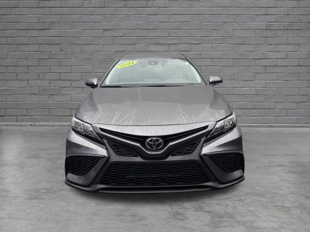 Used 2024 Toyota Camry SE Sedan