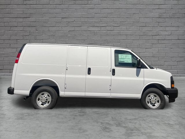 2026 Chevrolet Express Cargo Work Van - Photo 8