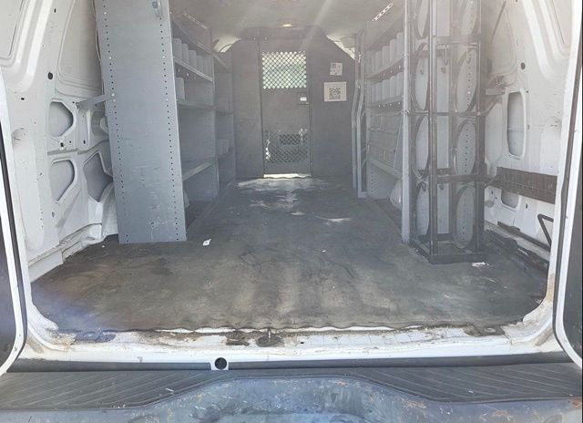 2014 Ford E-350 photo 4