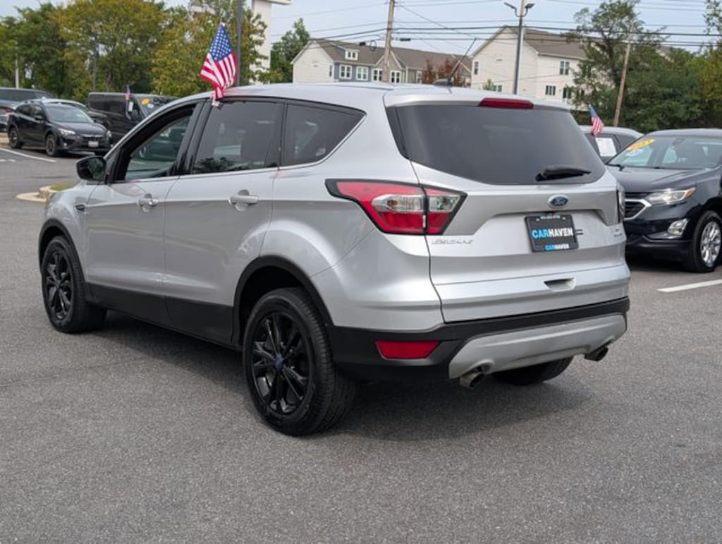 Used 2017 Ford Escape SE SUV