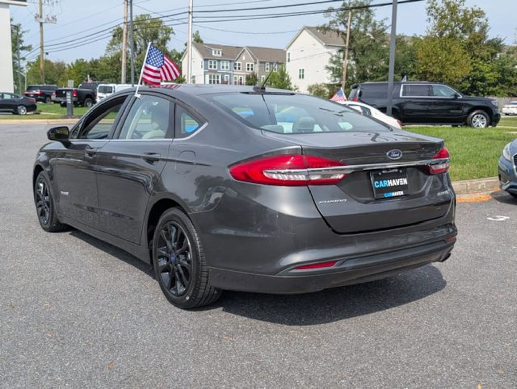 Used 2017 Ford Fusion Hybrid S Sedan