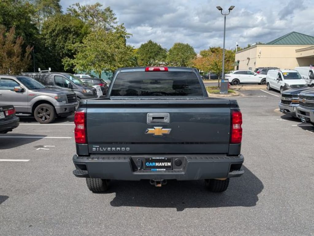 Used 2017 Chevrolet Silverado 1500  Truck Crew Cab