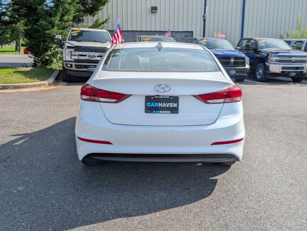 Used 2018 Hyundai Elantra SEL Sedan