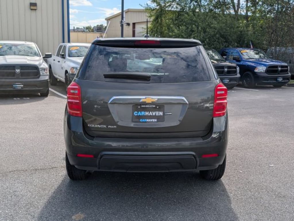 Used 2017 Chevrolet Equinox LS SUV