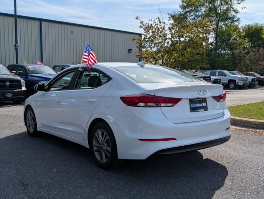 Used 2018 Hyundai Elantra SEL Sedan